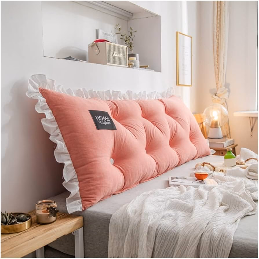 ¿Cómo evitar que una almohada se deslice hacia arriba del cabecero?