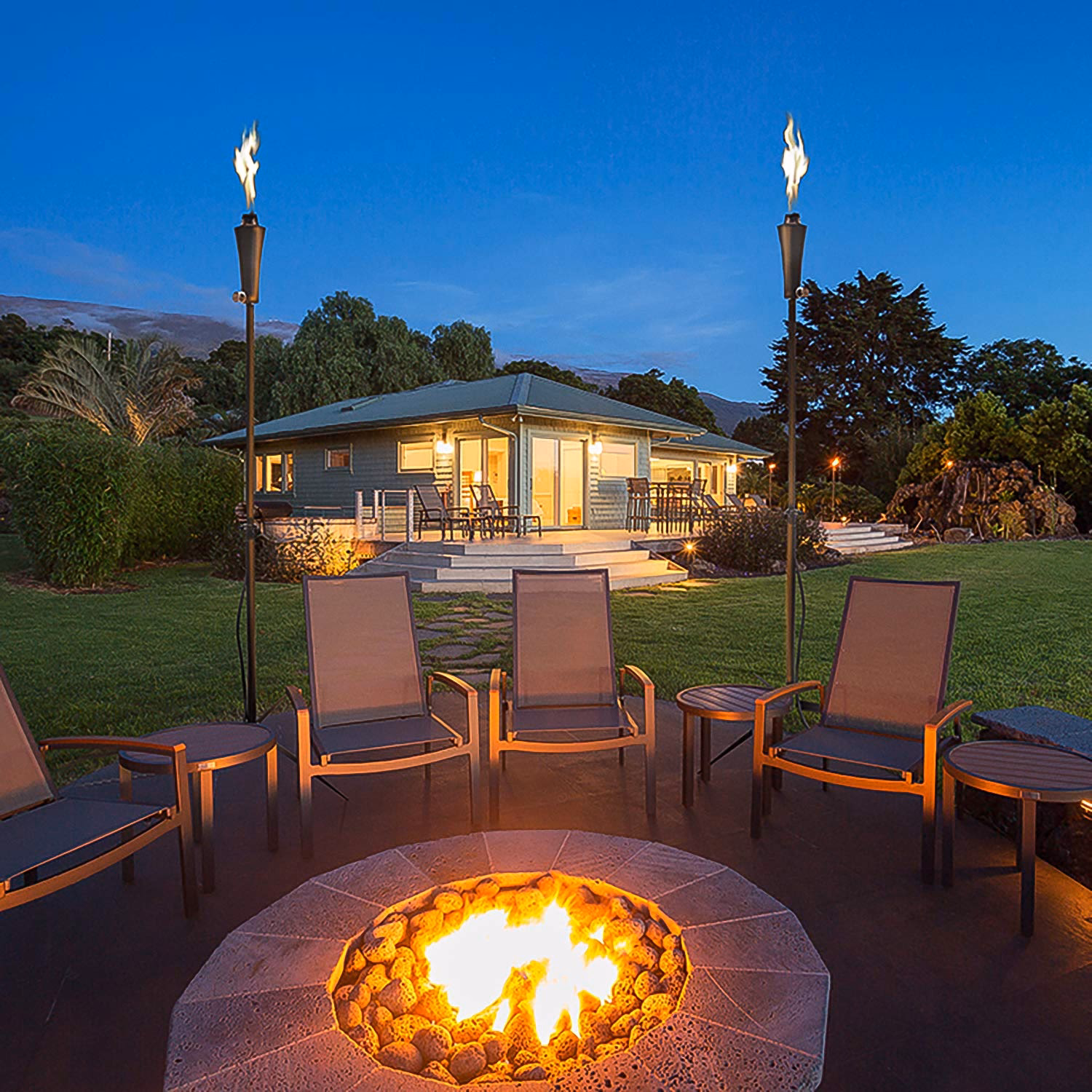 ¿Qué se le pone a las antorchas de jardín?