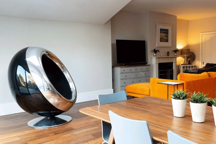 ¿Cómo son las posiciones de las sillas en el avión?