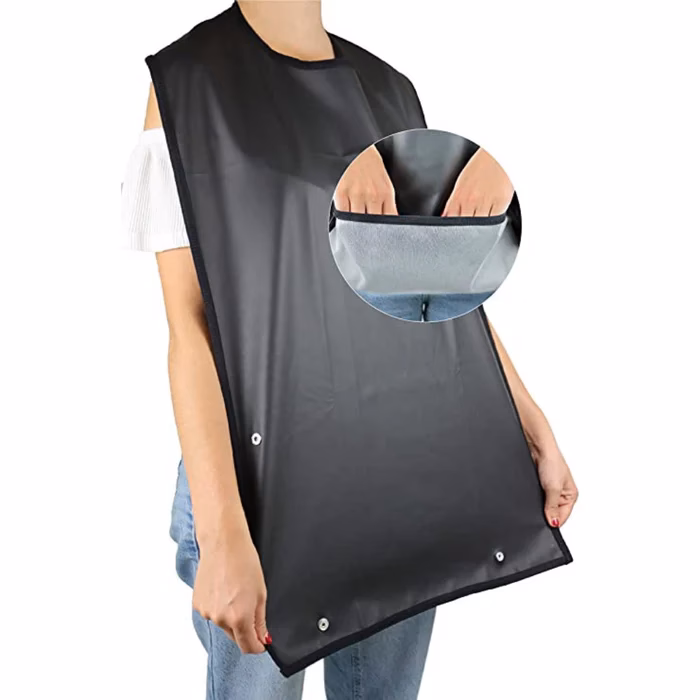 ¿Cómo se llaman los baberos para adultos?