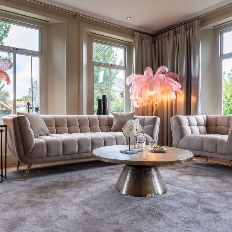 Czy beżowy to dobry kolor na sofę?