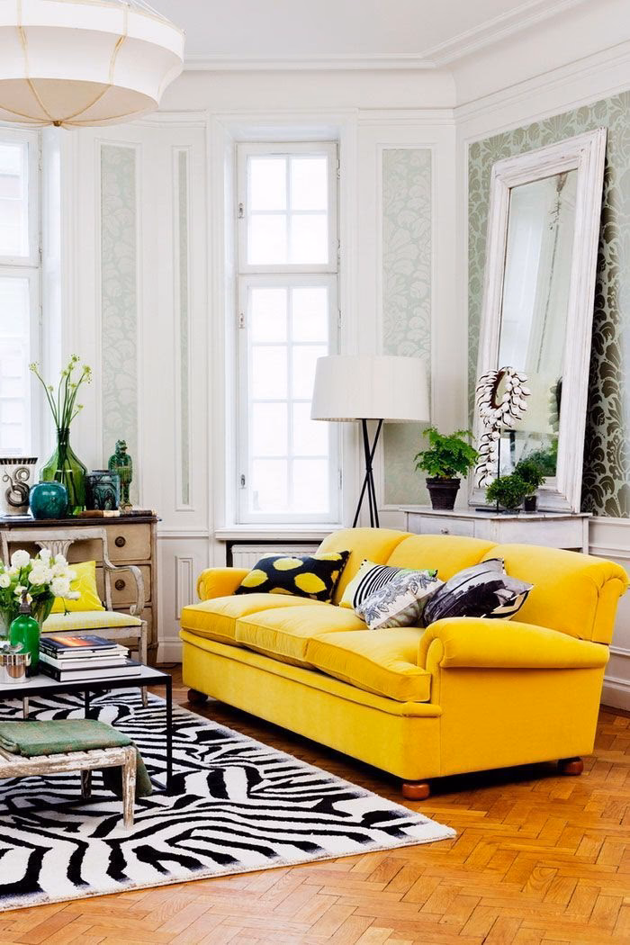 ¿Qué color de fondo combina con amarillo?