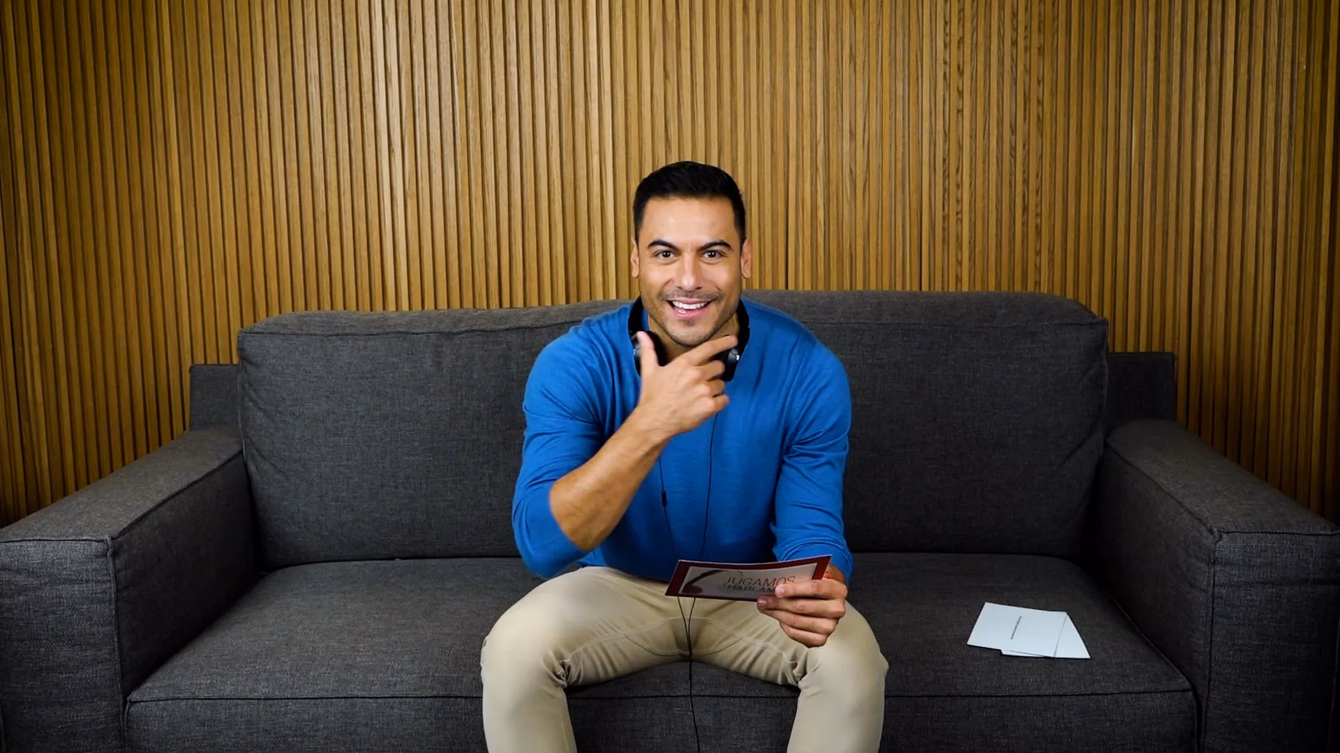 ¿Cómo se llama la canción que le dedicó Carlos Rivera a Hiromi?