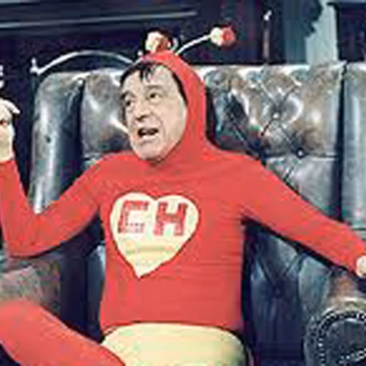 ¿Cómo se llama lo que usaba el Chapulin Colorado?