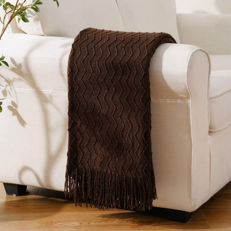 What color throw blanket for dark brown couch?