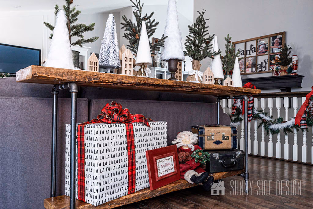 How to style a sofa table for Christmas?