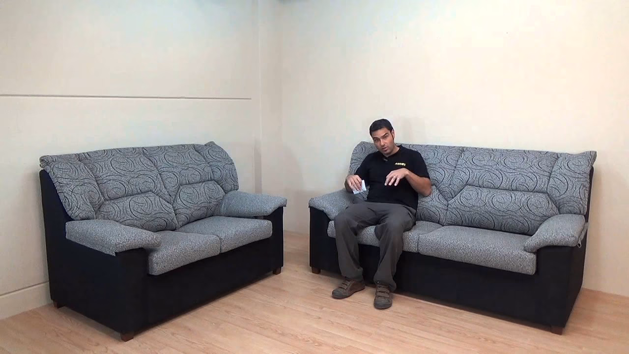 ¿Los muebles grises y negros combinan?