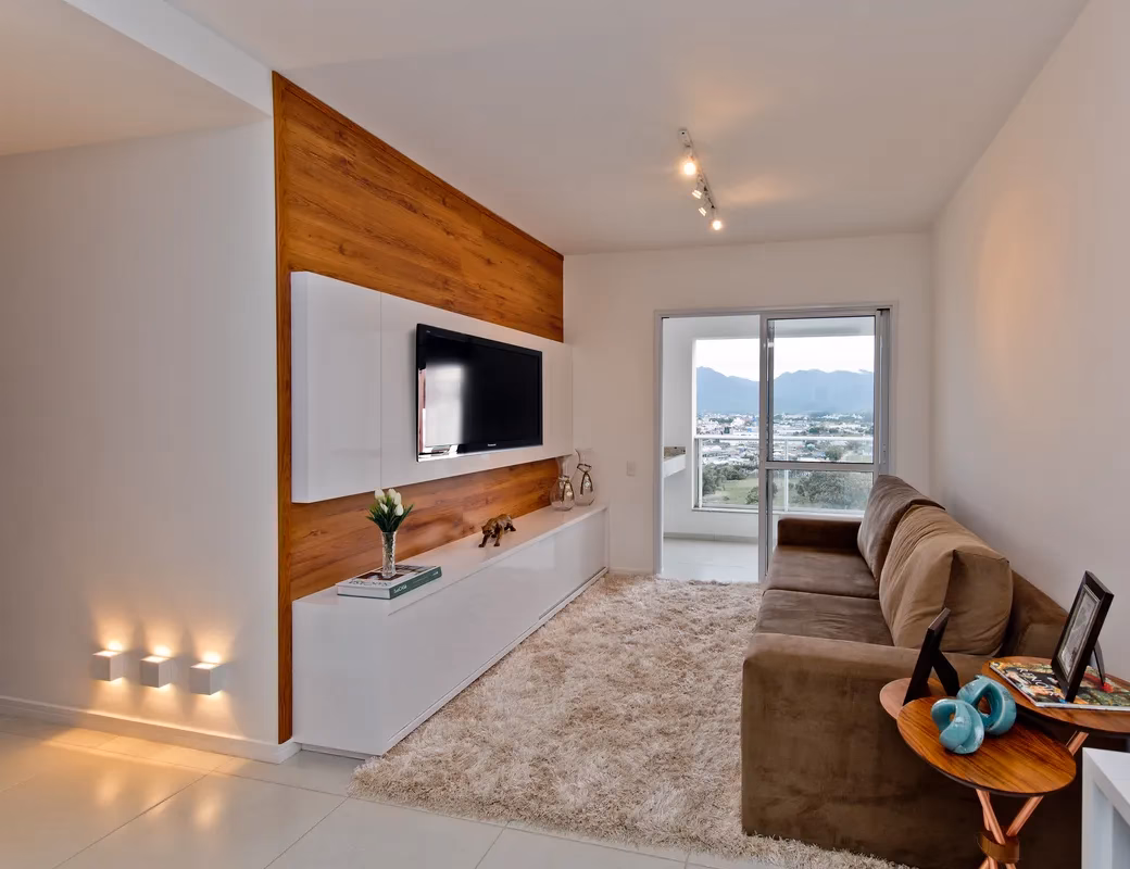 ¿Dónde colocar el televisor en una sala pequeña?