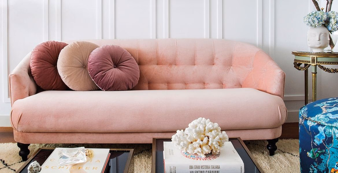 ¿Es el rosa un buen color para una sala de estar?