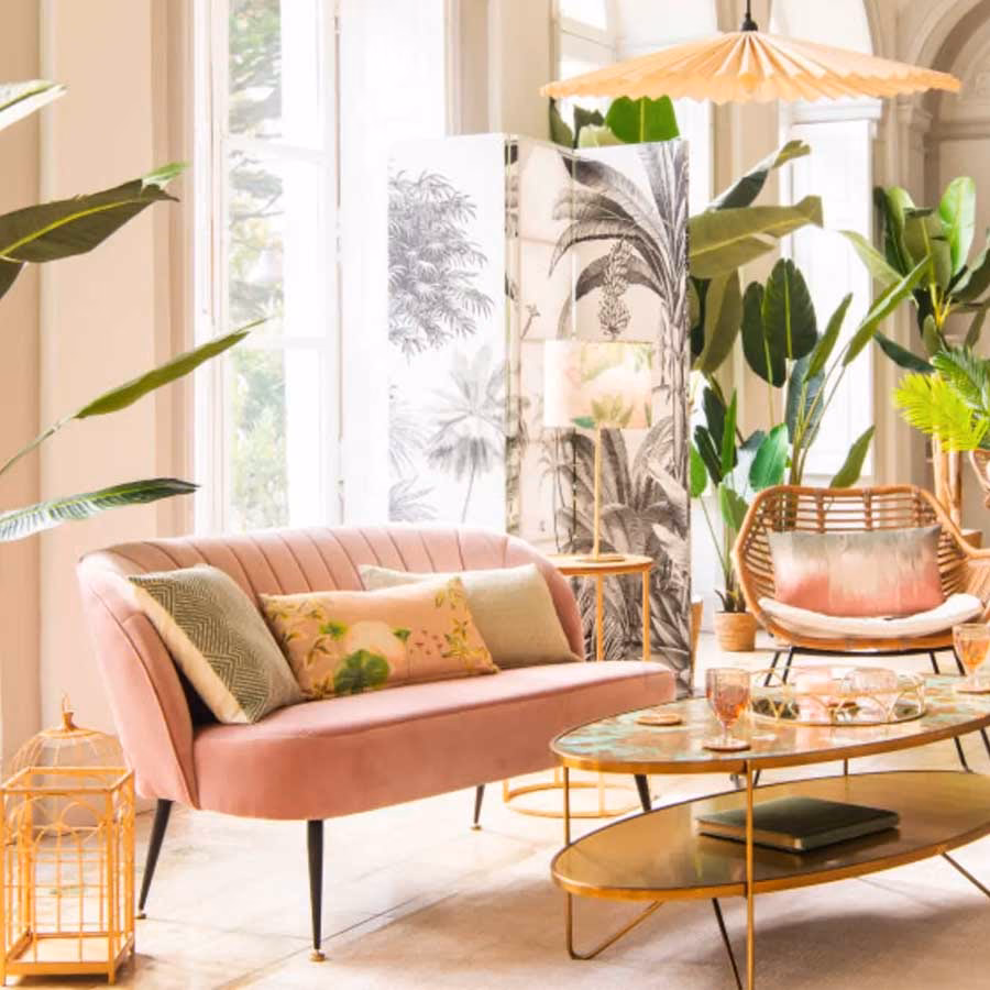 ¿Qué color combina con un sofá rosa?