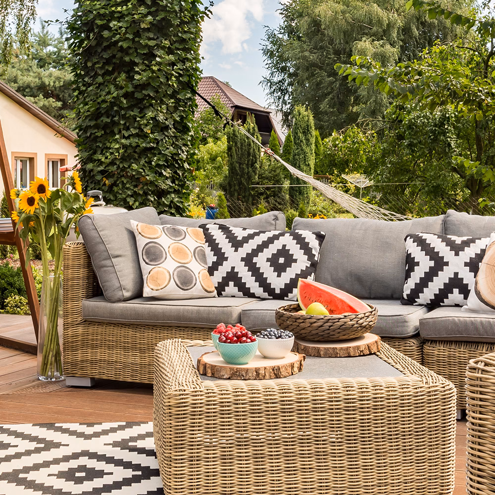 ¿Cuál es el mejor material para las fundas de las sillas de patio?