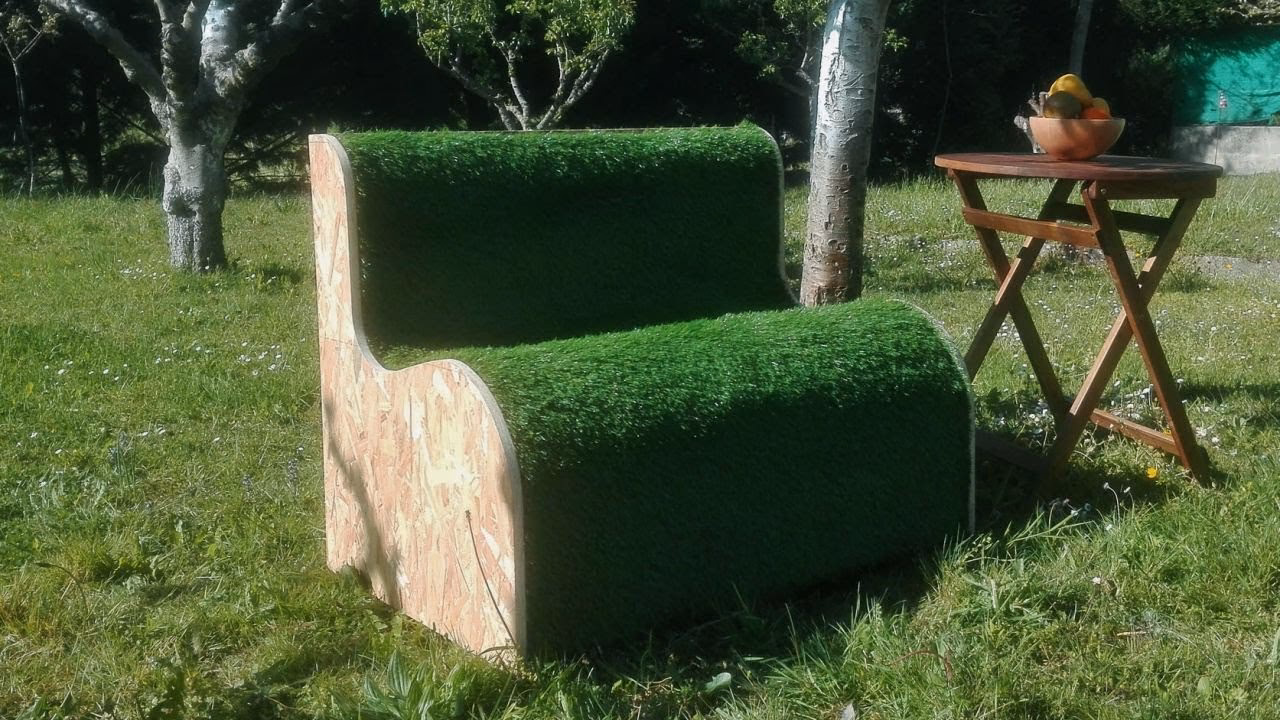 ¿Cómo hacer un sofá de césped?