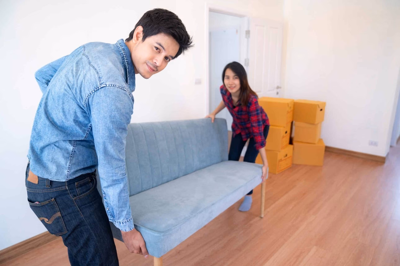 ¿Puedo pasar un sofá por mi puerta?