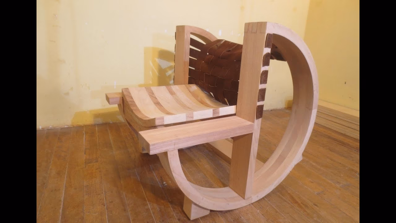 ¿Qué tipo de pintura debo utilizar para pintar una mecedora de madera?