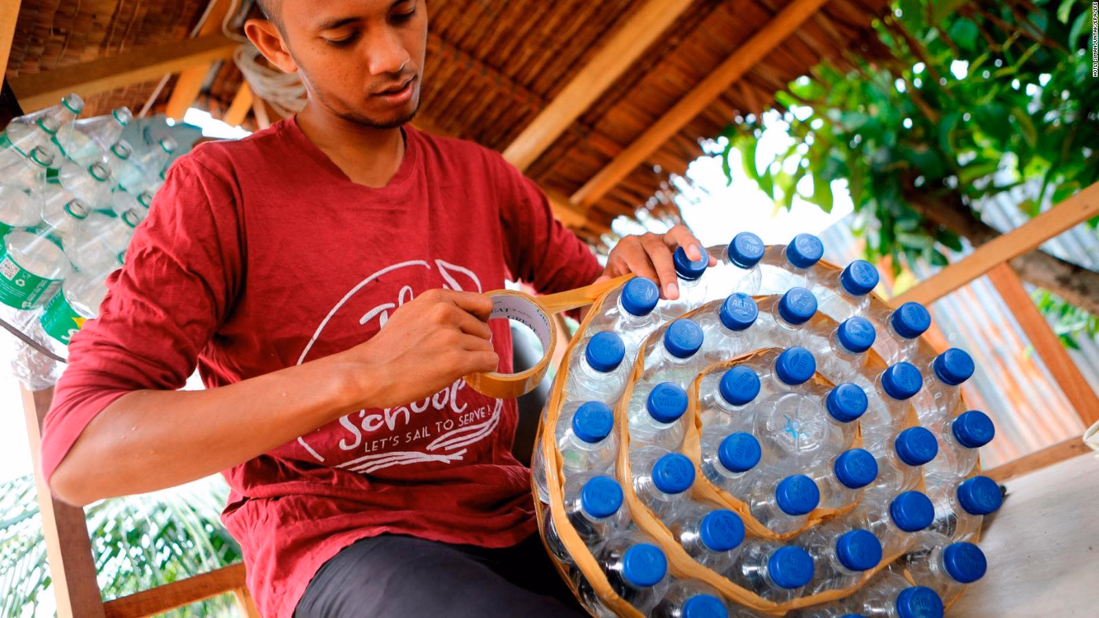 ¿Cuál es el ciclo de vida de una botella de PET?