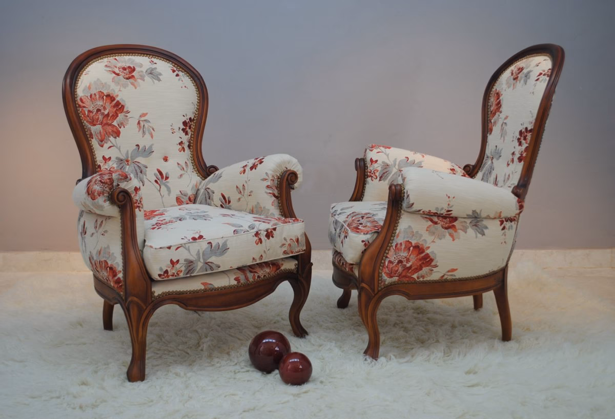 ¿Cómo se llaman los sillones de los restaurantes en inglés?