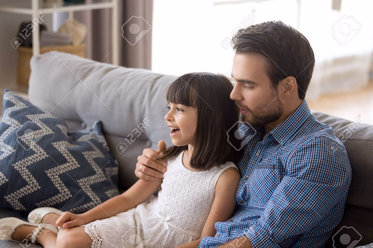 What are the characteristics of a girl dad?