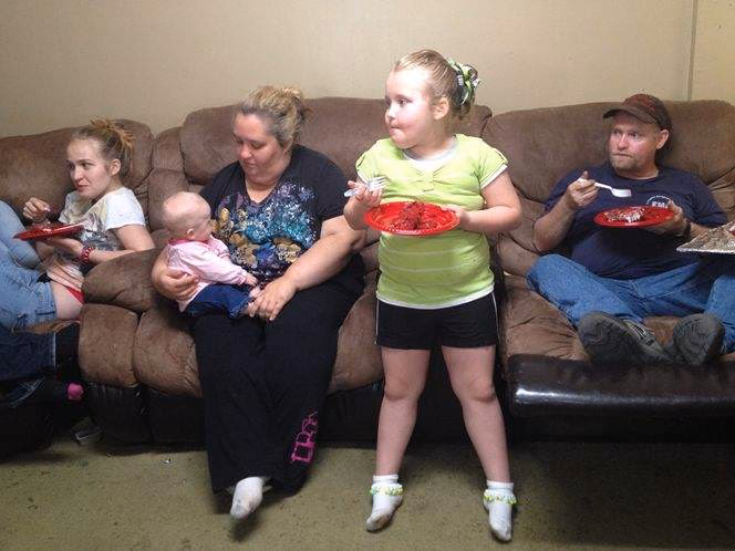 What town in Georgia does Honey Boo Boo live in?