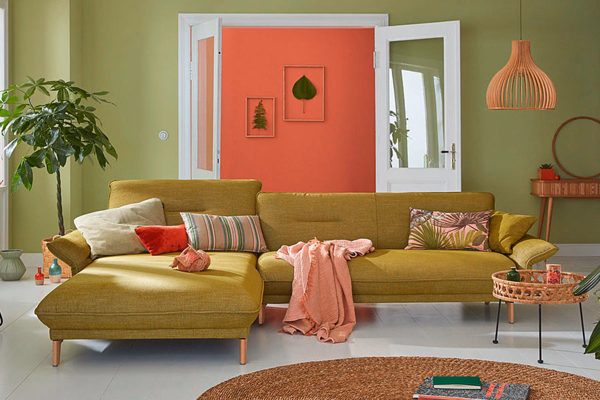 Is Hulsta still trading?