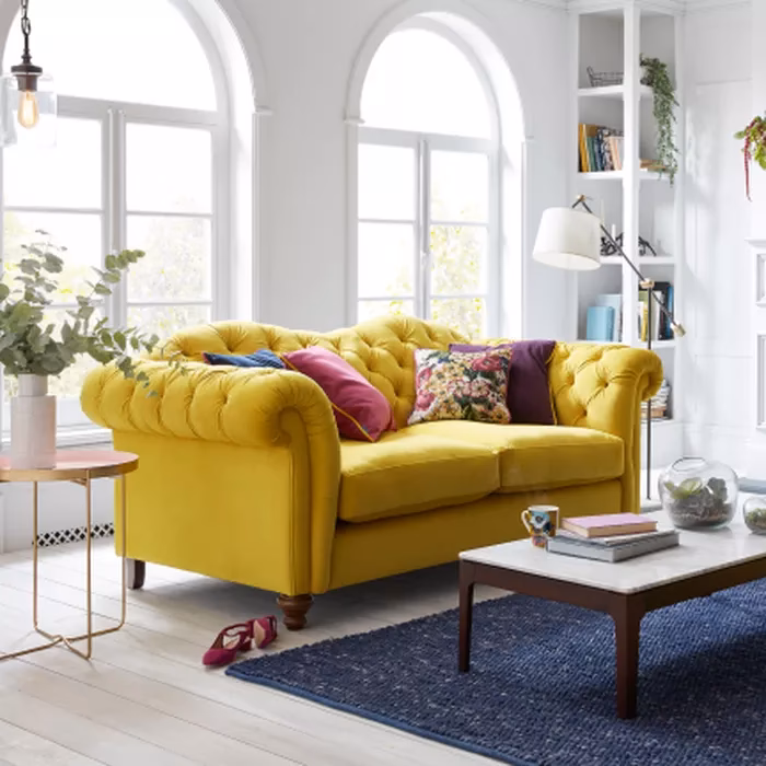 Who makes Joules sofas?
