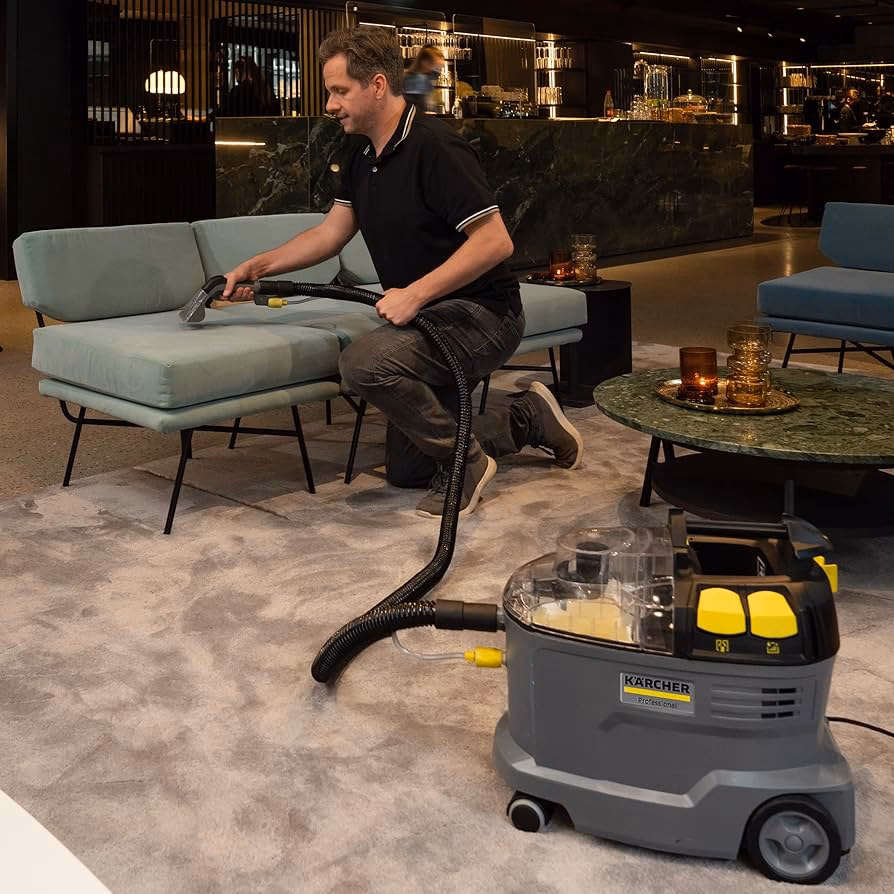 ¿Cómo funciona un limpiador de tapicería?