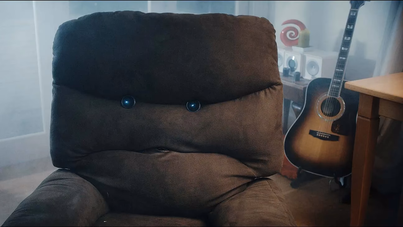 What is the killer sofa about?