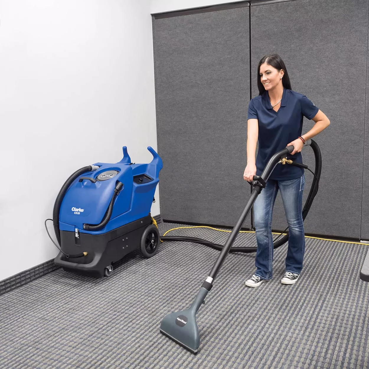 ¿Puedo utilizar un Rug Doctor en un sofá?