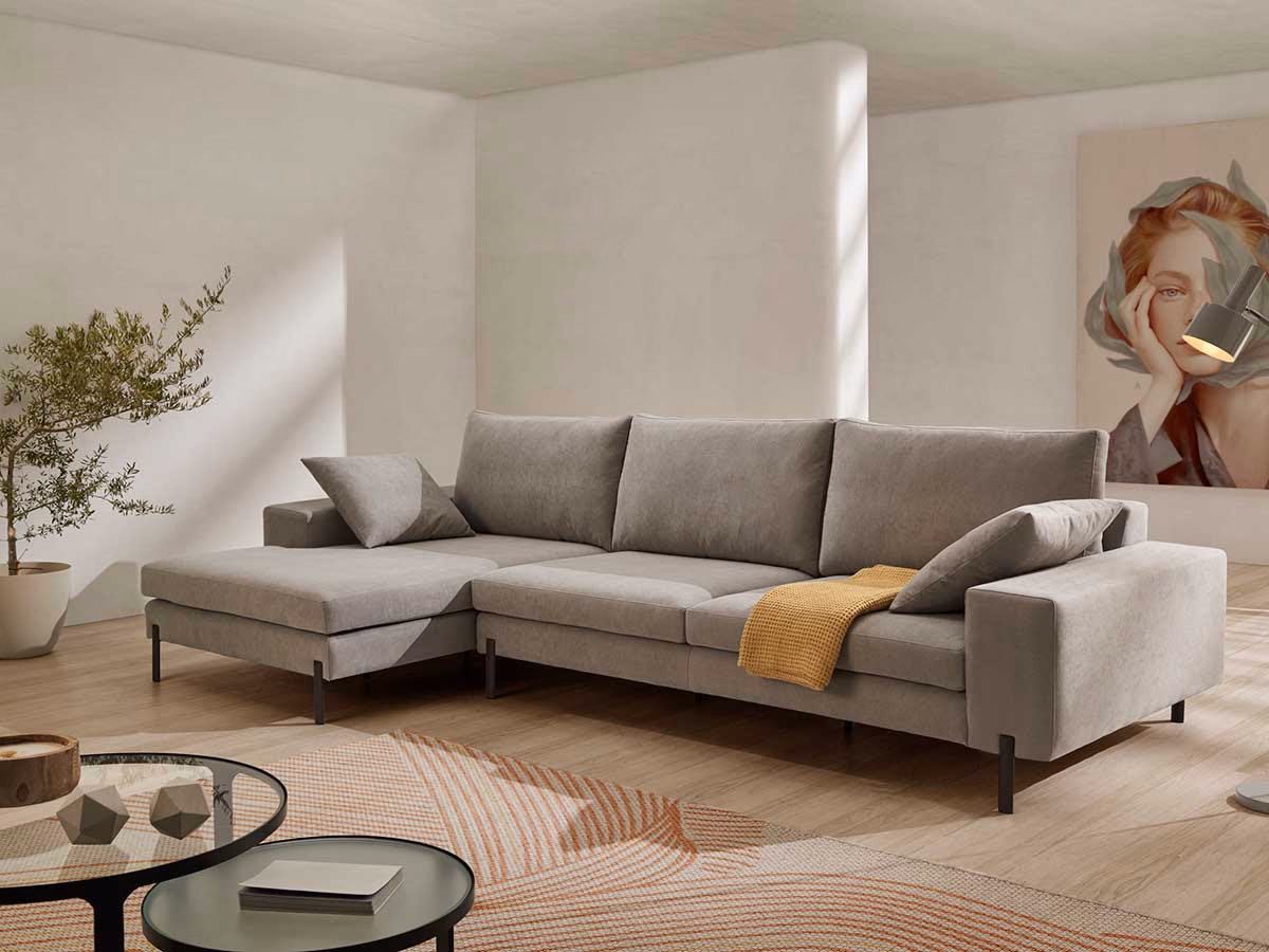 ¿Cuánto mide un cheslong de 3 plazas?