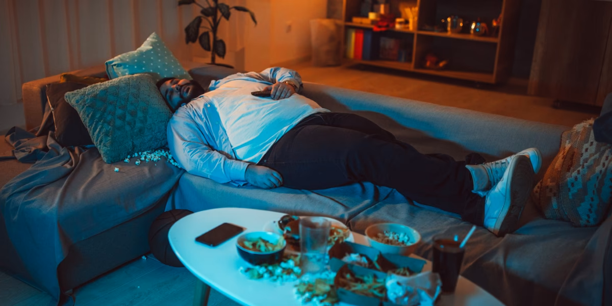 ¿Por qué mi novio se duerme en el sofá todas las noches?