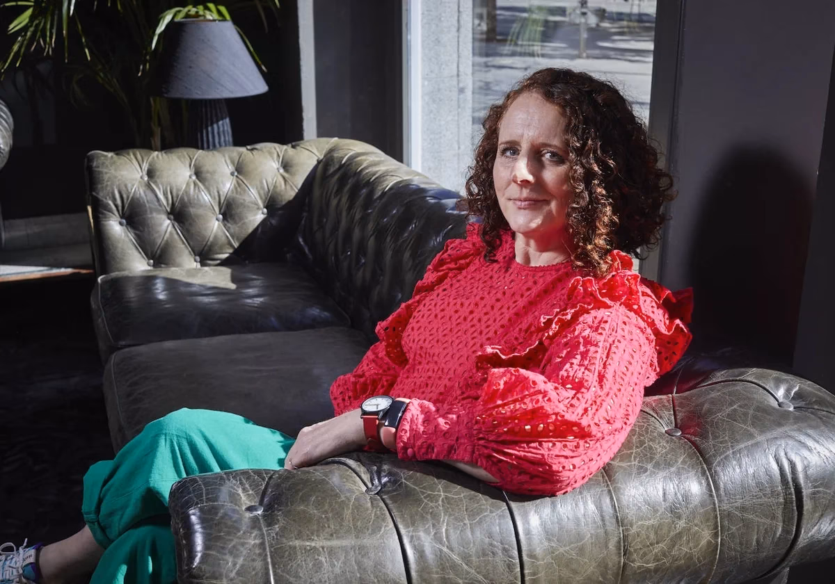 How to clean the Maggie sofa?