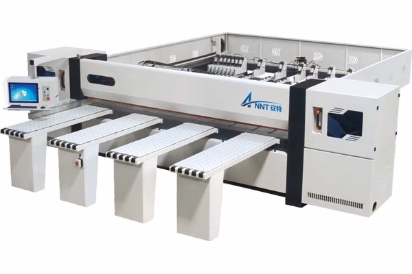 ¿Qué maquinaria se utiliza en las fábricas?