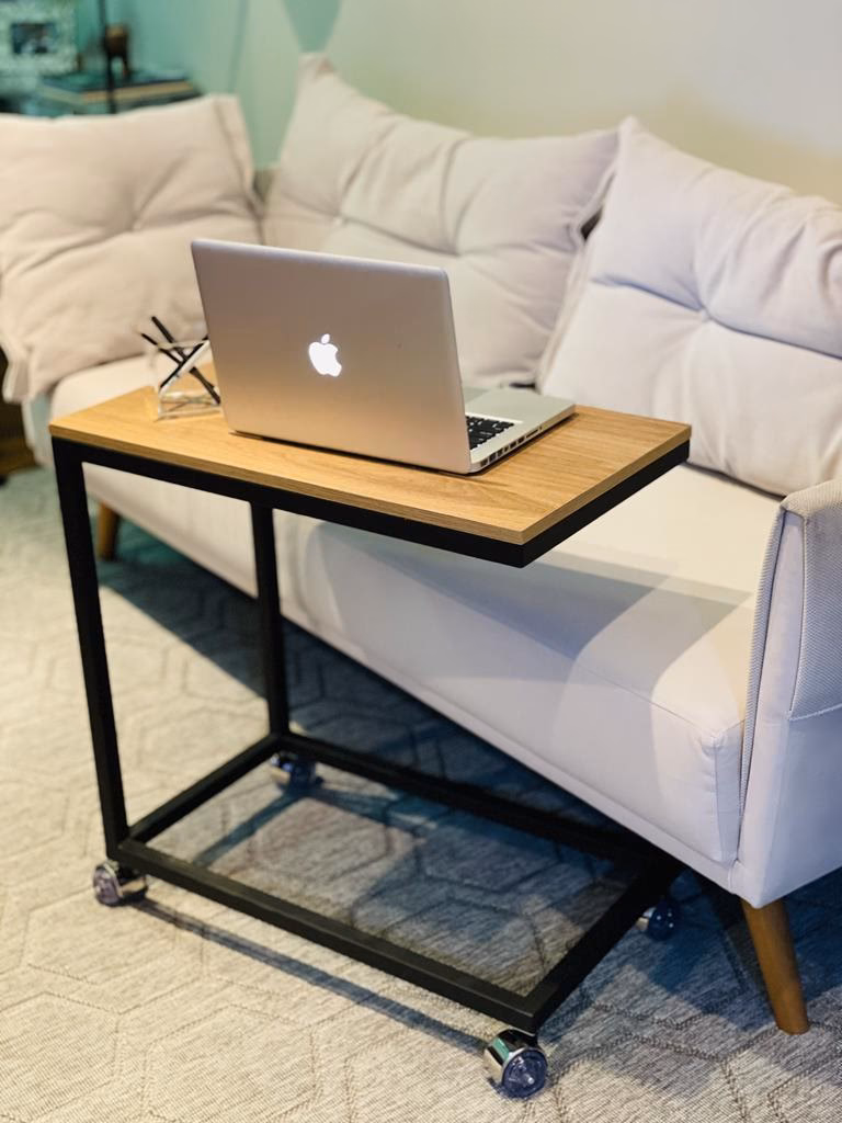 ¿Merecen la pena las mesas para portátil?