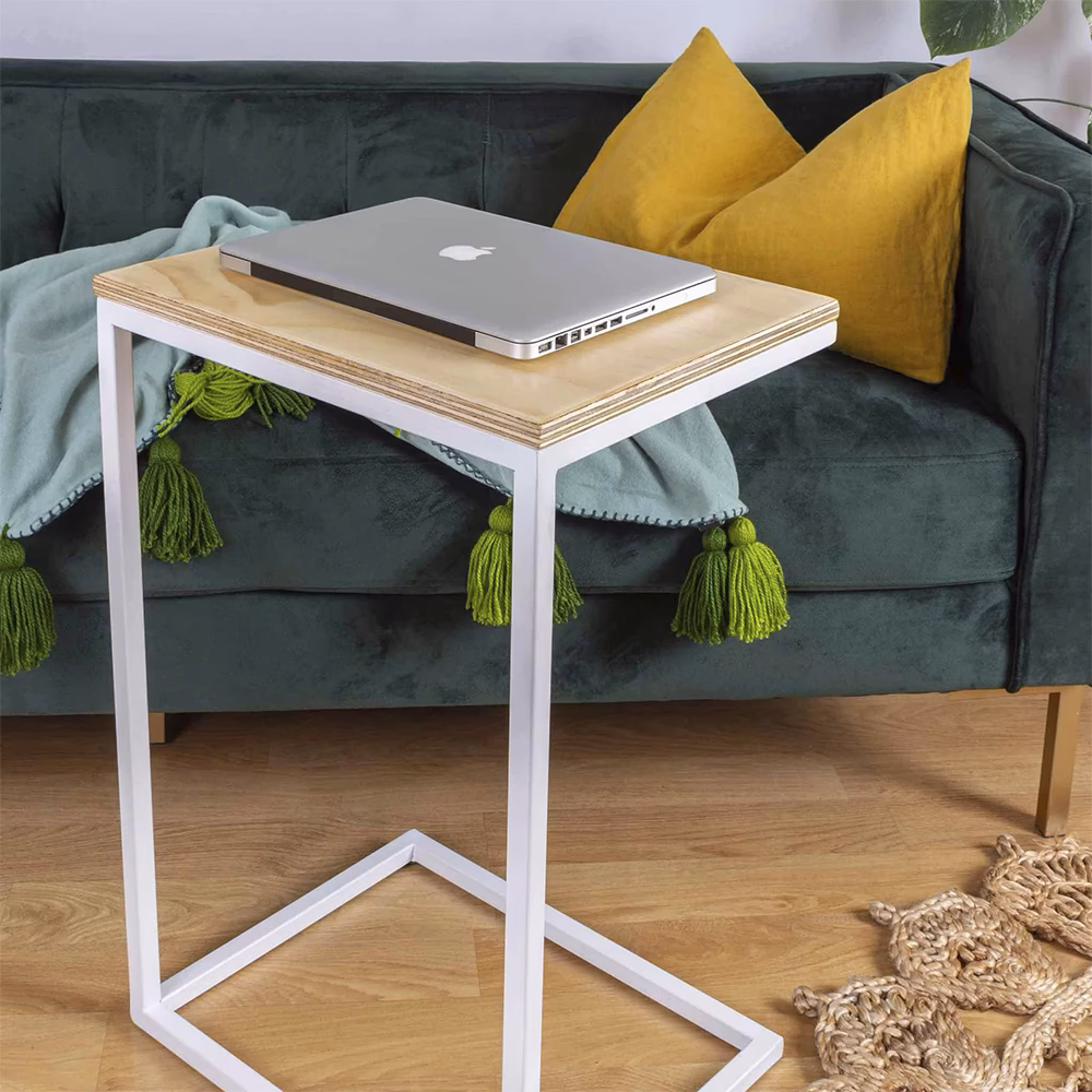 ¿Cómo se llaman las mesitas que van al lado de la cama?