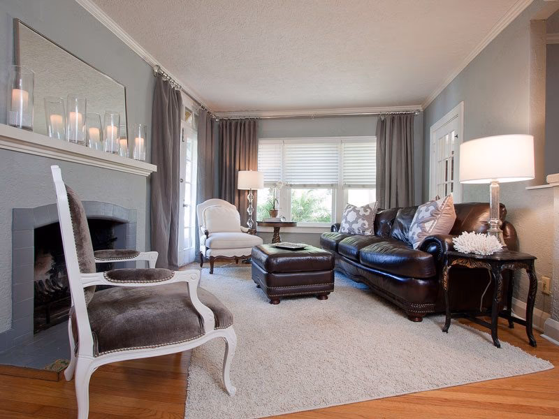 Can you place a sofa diagonally?