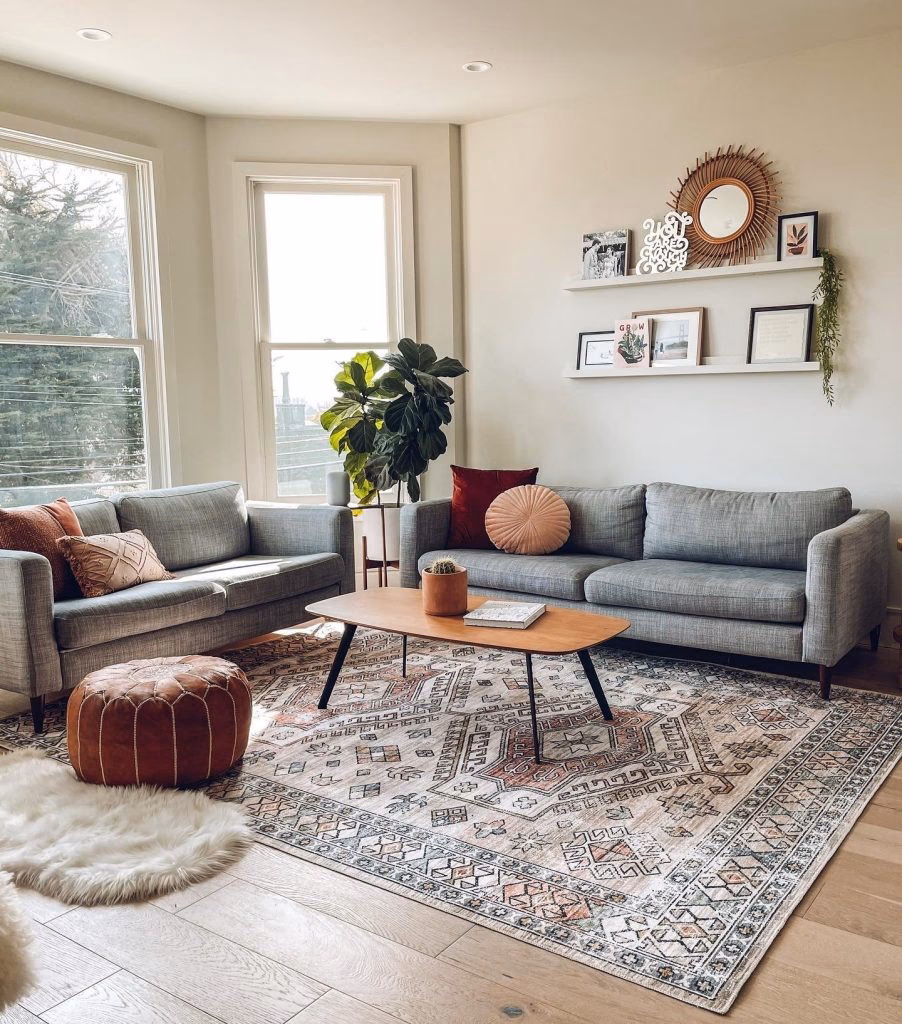 What size rug is best for under couch?