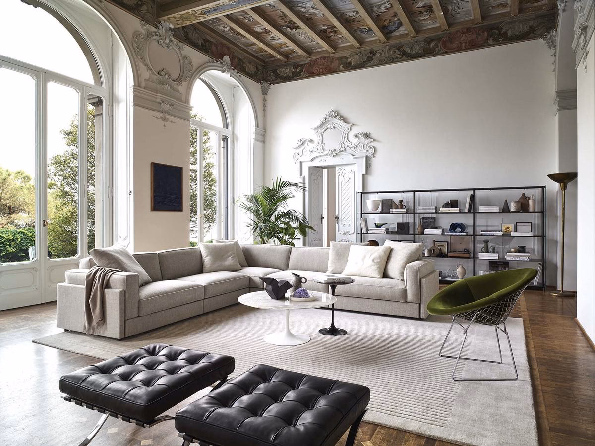 What style is Saarinen?