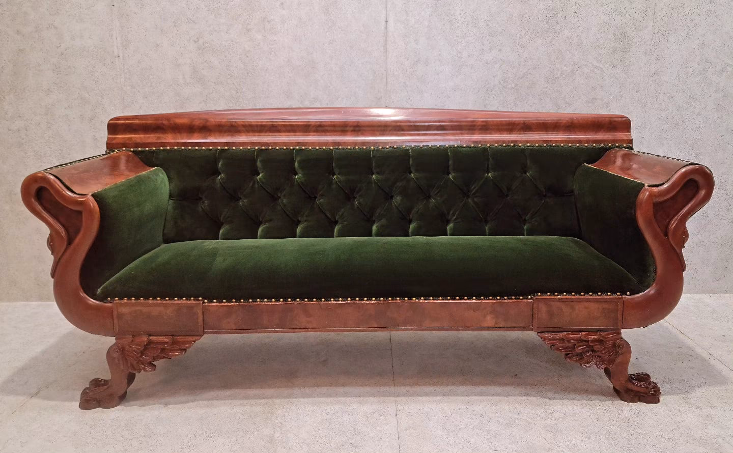 ¿Qué es un diván griego?