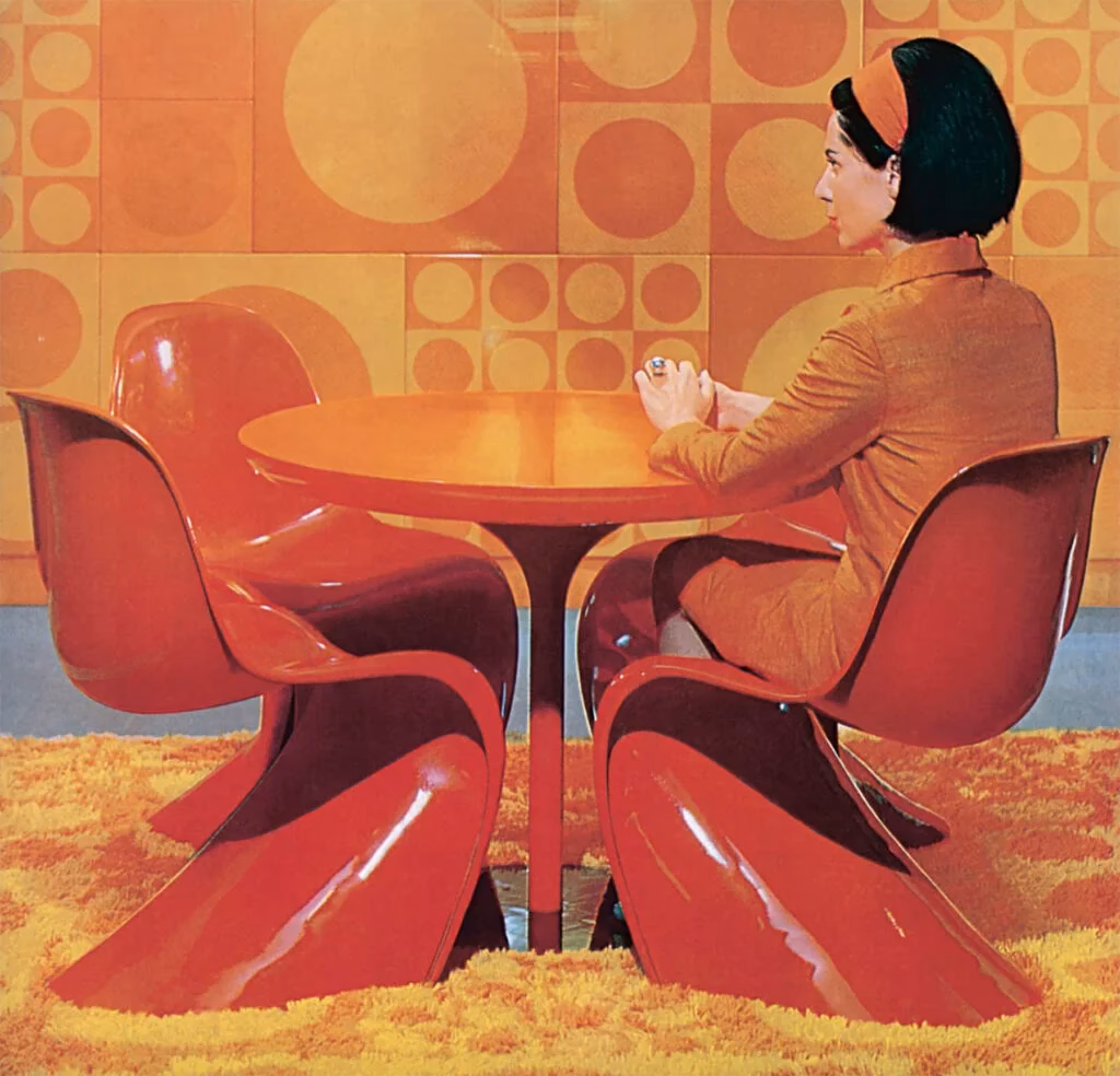 ¿Cómo limpiar una silla Vitra Panton?