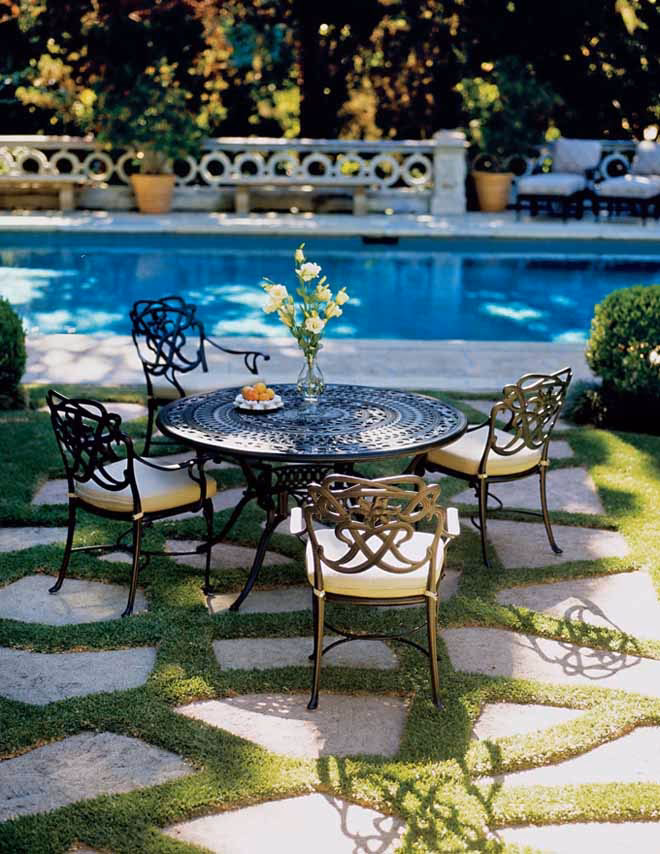 ¿Es el hierro forjado bueno para los muebles de patio?