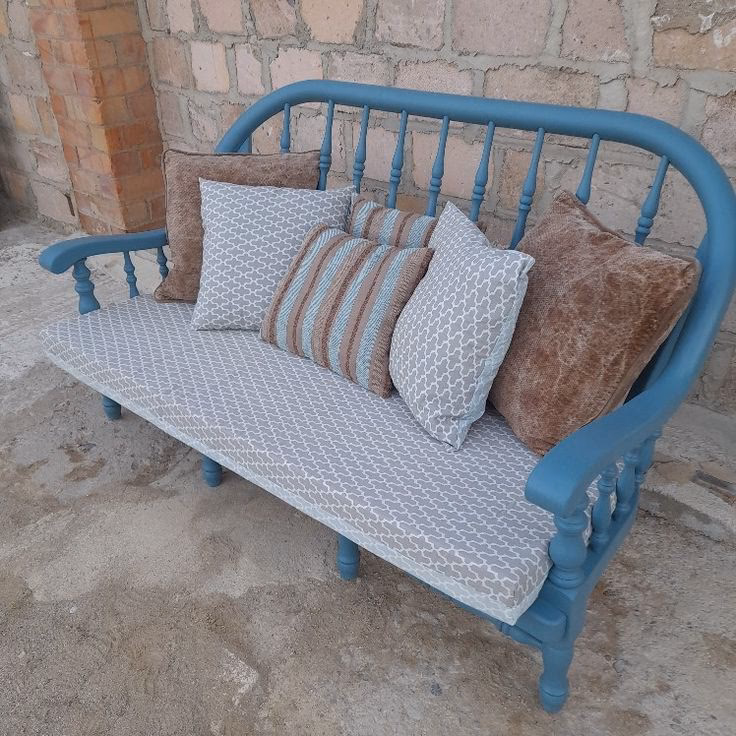 ¿Qué pintura se usa para pintar una silla de madera?