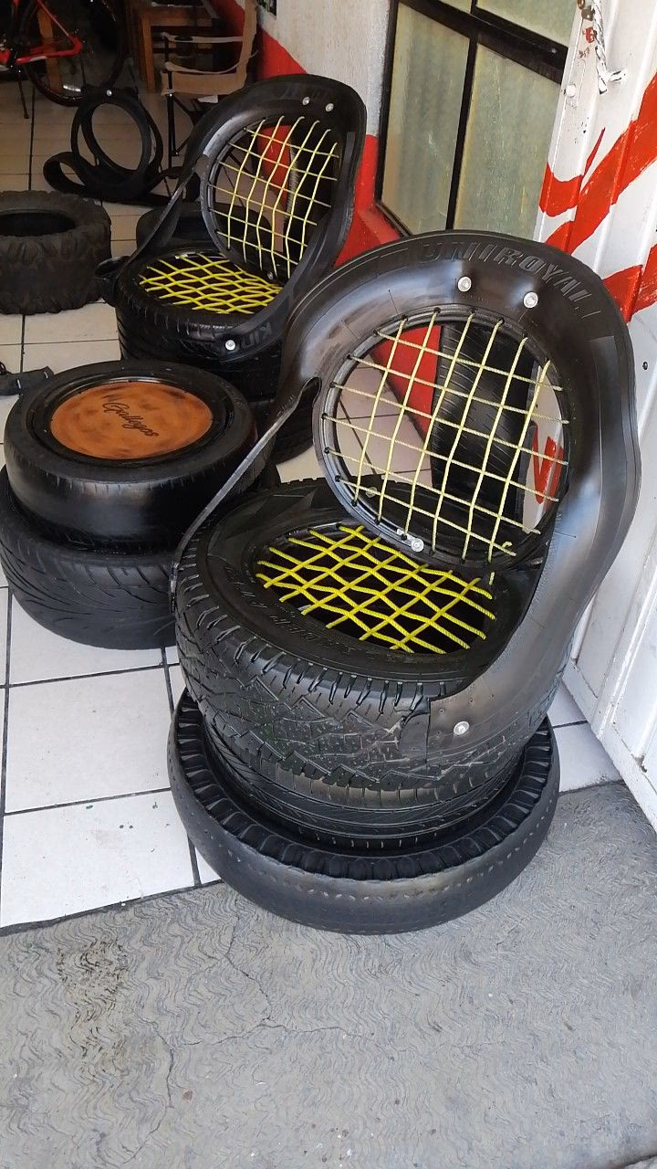 ¿Cómo se llaman las sillas con llantas?