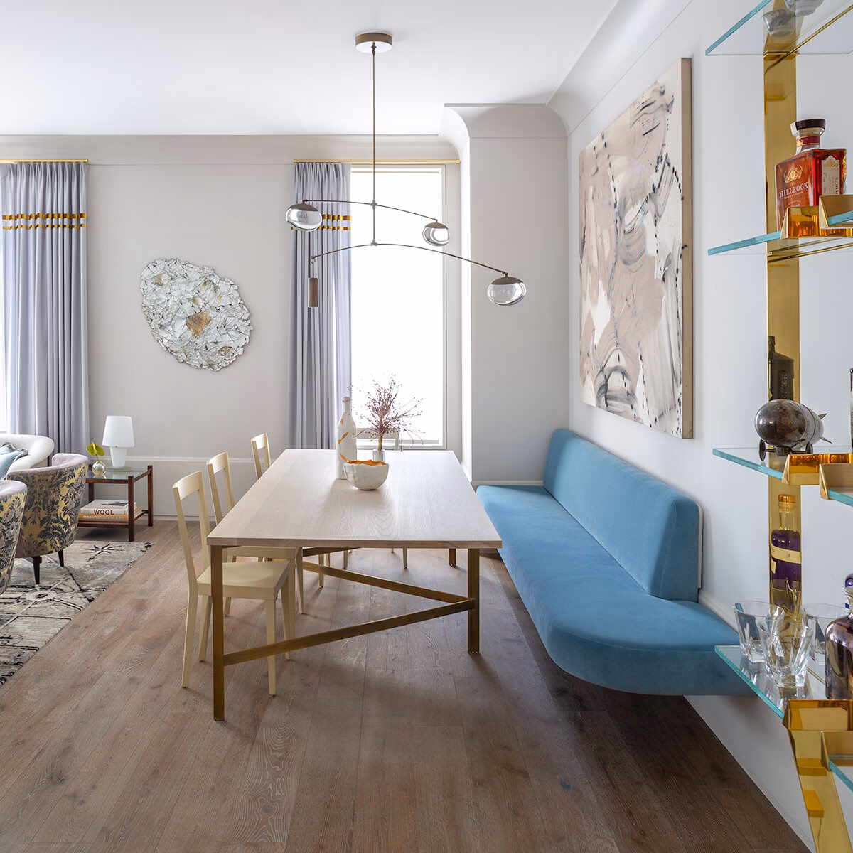 ¿Se puede utilizar un sofá como banqueta?