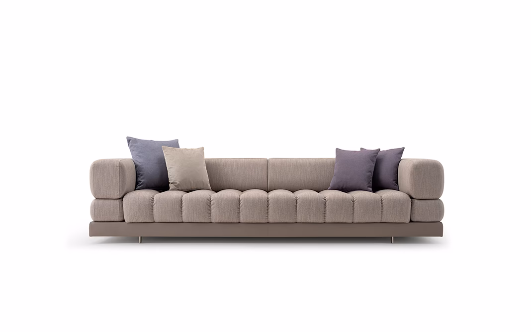 What do Italians call a sofa?