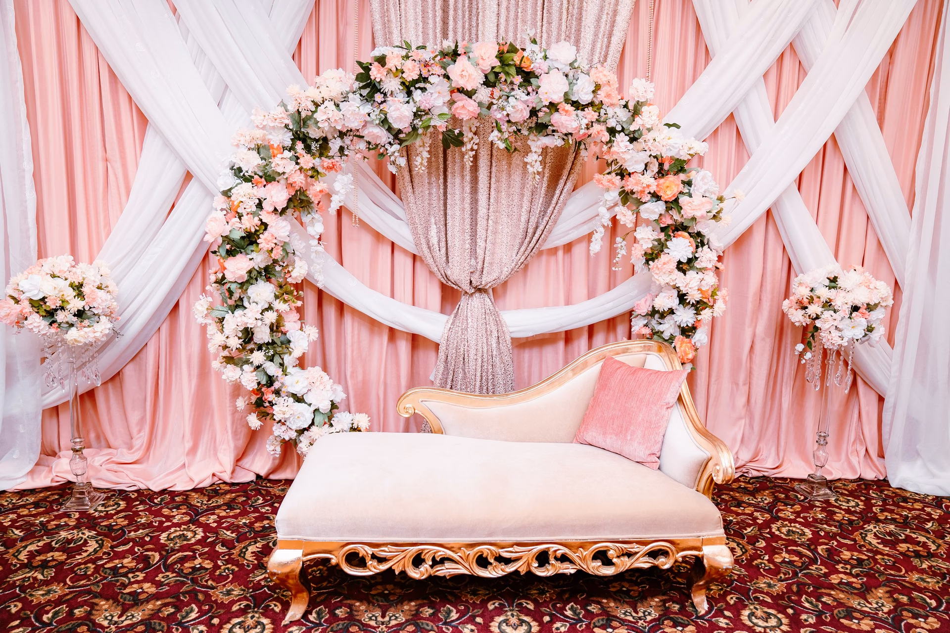 What are some unique wedding decor ideas?